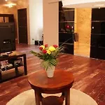 Les Galeries De Beaulac Bed & Breakfast Pézenas