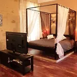 Les Galeries De Beaulac Bed & Breakfast