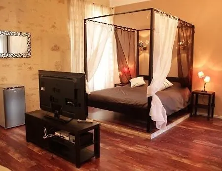 Les Galeries De Beaulac Bed & Breakfast