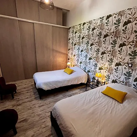 Bed & Breakfast Les Galeries De Beaulac 4*