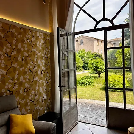 Les Galeries De Beaulac Bed & Breakfast Pezenas
